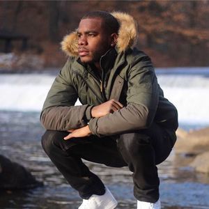 Meet your Posher, Lloyd